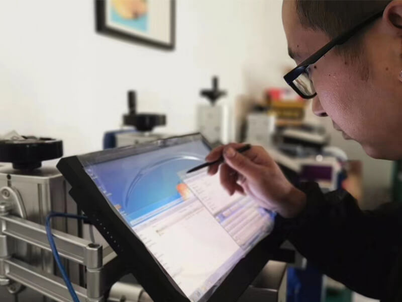 laser marking machine test